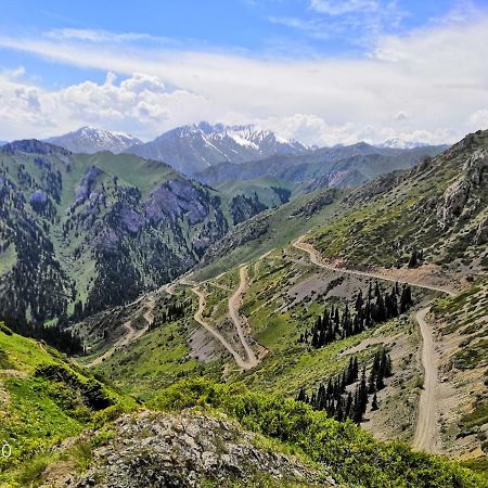 Yurt Camp Ali-Nur At Lake Song-Kol Юрточный Лагерь Али-Нур Озеро Сон-Куль Сон-Куль Кыргызстан Нарын Kyrgyzstan Naryn Exterior foto
