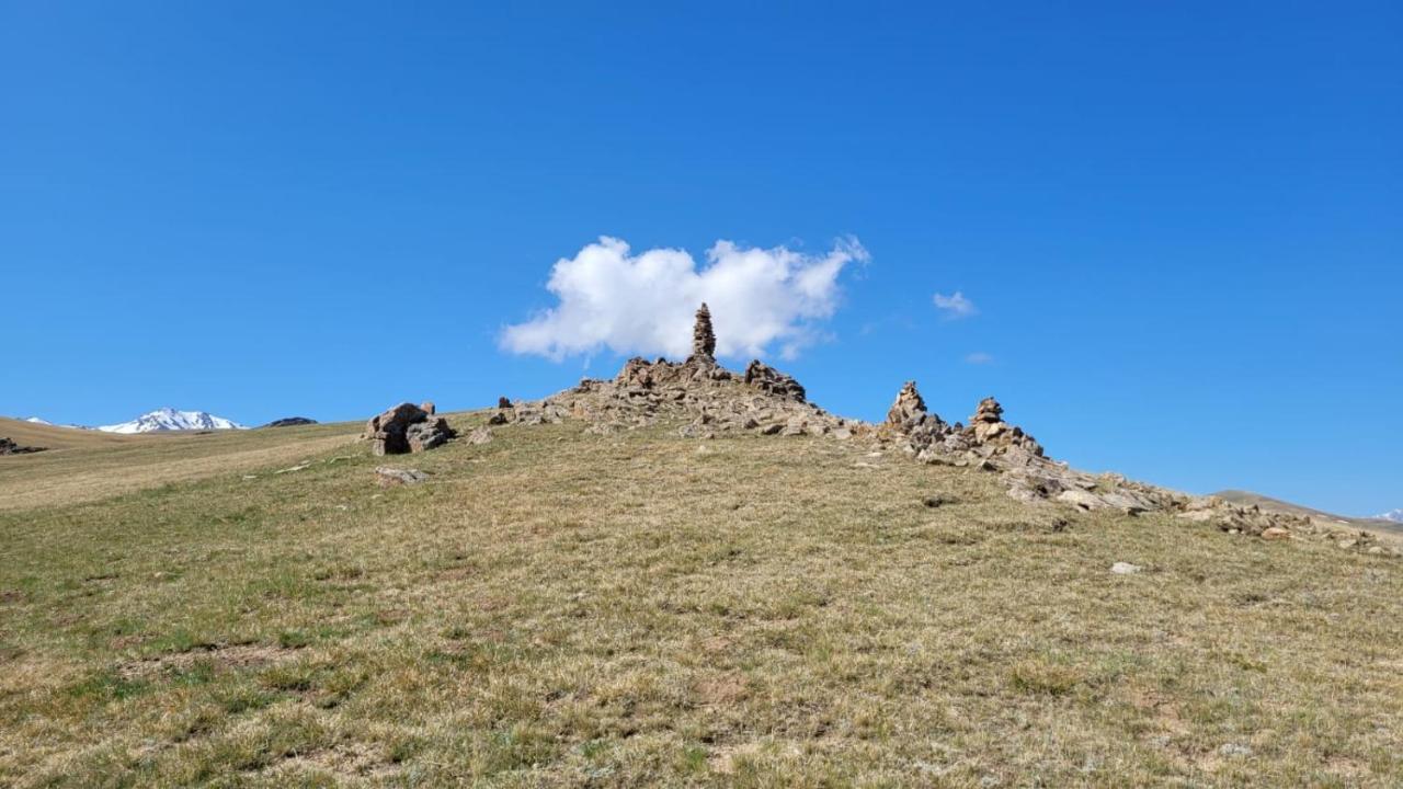 Yurt Camp Ali-Nur At Lake Song-Kol Юрточный Лагерь Али-Нур Озеро Сон-Куль Сон-Куль Кыргызстан Нарын Kyrgyzstan Naryn Exterior foto