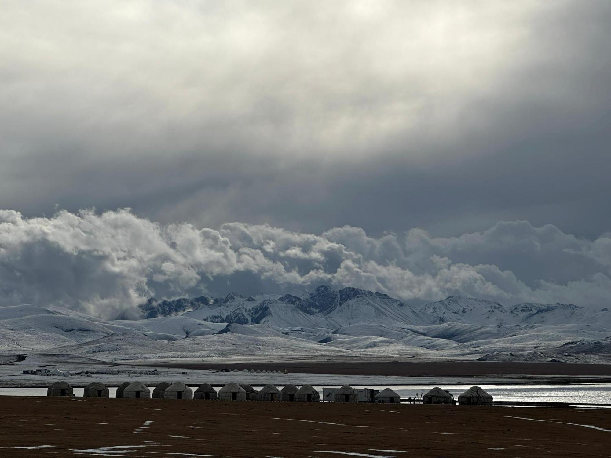 Yurt Camp Ali-Nur At Lake Song-Kol Юрточный Лагерь Али-Нур Озеро Сон-Куль Сон-Куль Кыргызстан Нарын Kyrgyzstan Naryn Exterior foto
